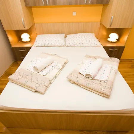 Daire Alpeza Makarska